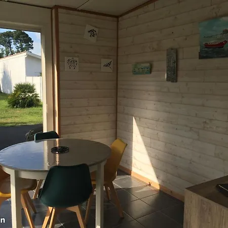 Maison Du Bois * אנדרנוס-לה-באינס